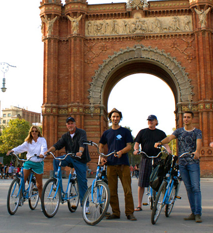 Tour Privado en Bicicleta por el Centro Histórico y por el Modernismo